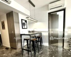 Avenue South Residence (D3), Apartment #568196171